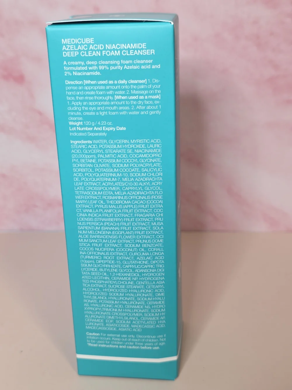 Medicube Azelaic Acid + Niacinamide Deep Clean Foam Cleanser